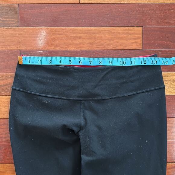 Lululemon Black Crop Leggings Size 6 Inseam 17" Loungewear Y2K - Picture 6 of 6